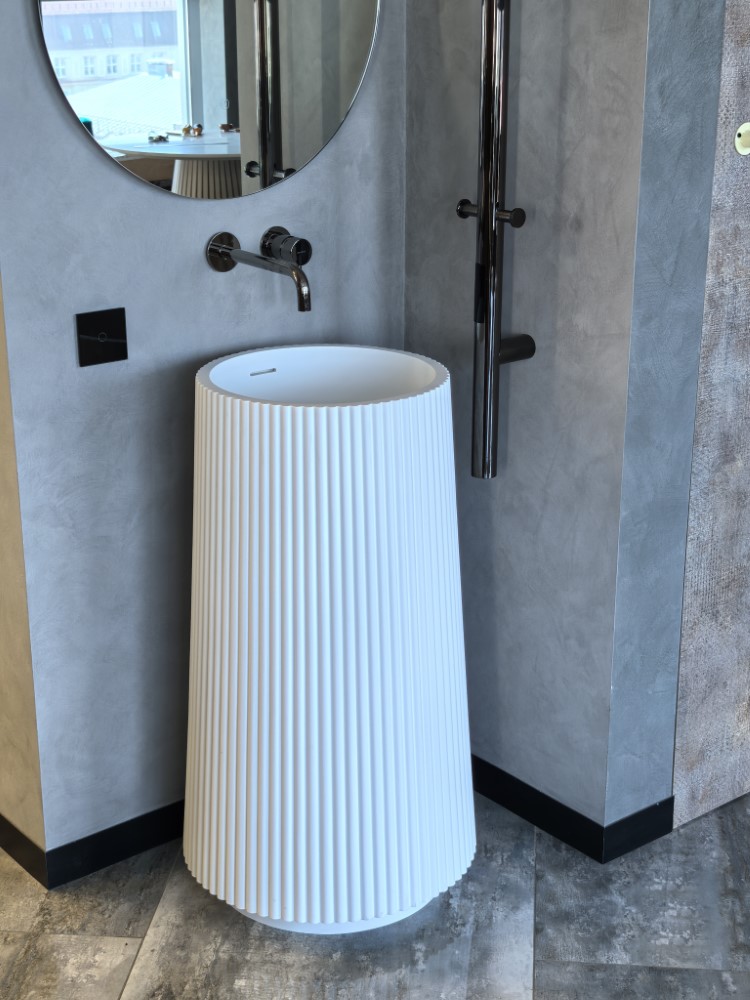Раковина напольная рифленая Torre Corian 480*480*850 Matt White – фото 3