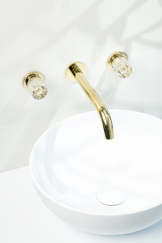 Смеситель из стены ELEGANTE на 3 отв. GOLD